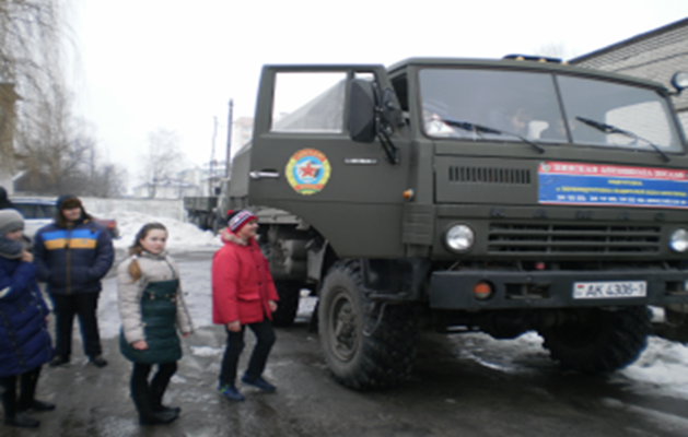 Проведена экскурсия с членами первичной оргструктуры Пинской РОС ДОСААФ ГУО «Погост-Загородская СШ»