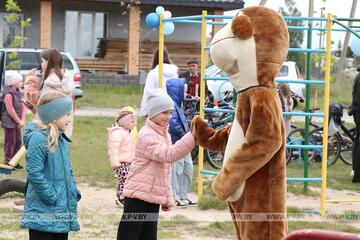 В Пинске в микрорайоне Верасы прошел семейный праздник